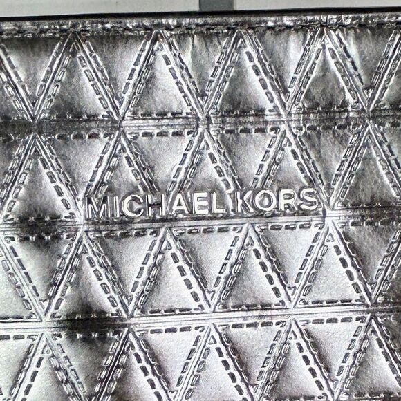 Michael Kors Voyageur Specchio Medium Top Zip Tote Bag Gunmetal Silver Metallic - Picture 2 of 16